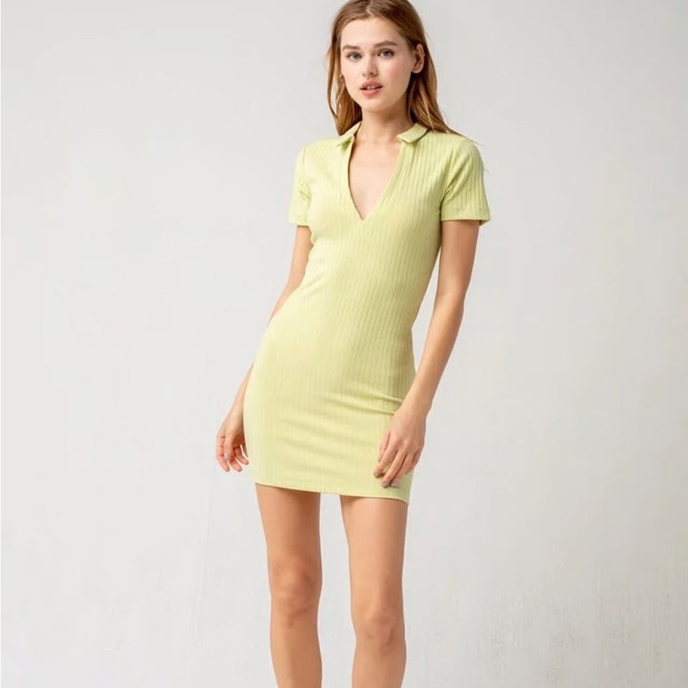 WEST OF MELROSE Keep It Short & Sweet Collared Rib Apple Dress